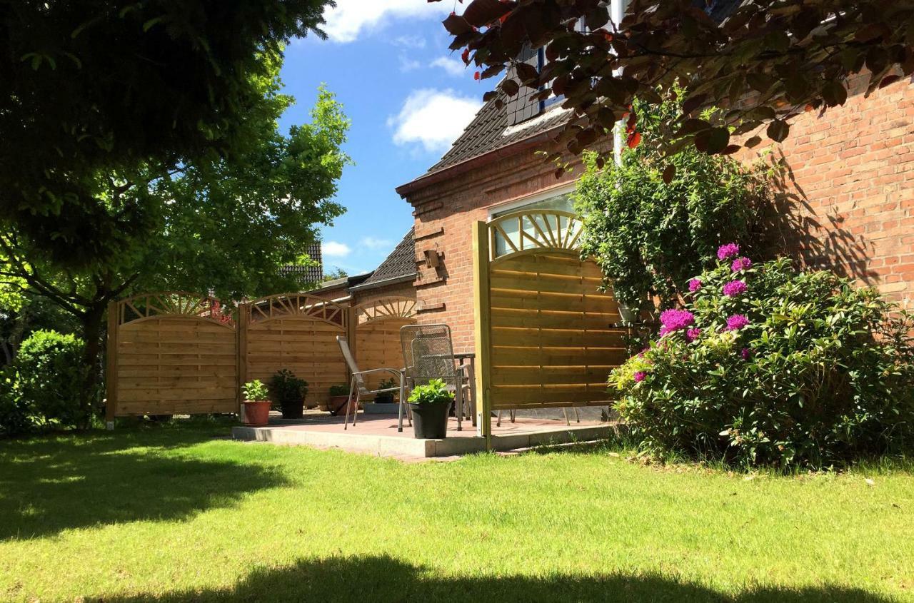 Alte Landjaegerei Aukrug Villa Exterior photo